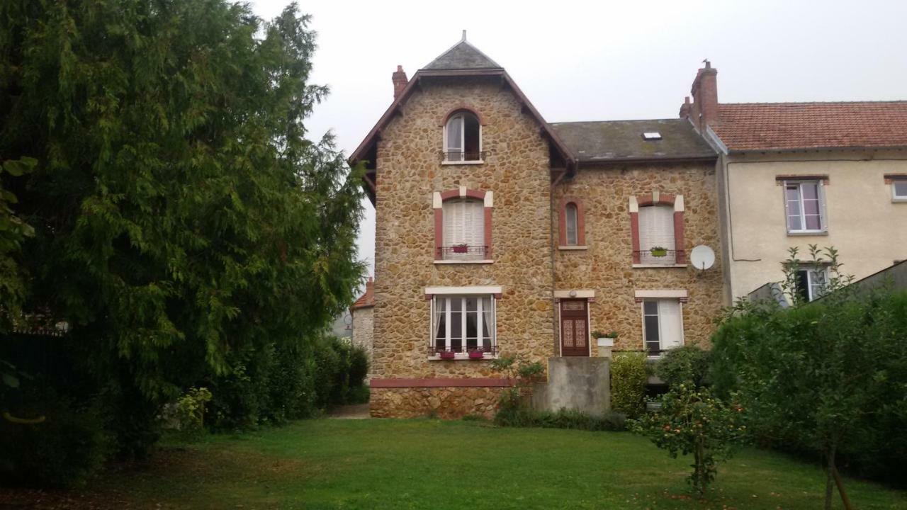 L'Escale Fleurie Bed & Breakfast Vincelles  Exterior photo