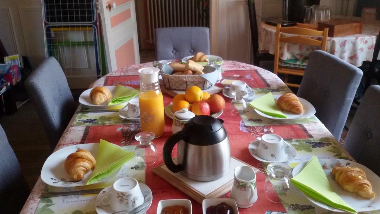 L'Escale Fleurie Bed & Breakfast Vincelles  Exterior photo
